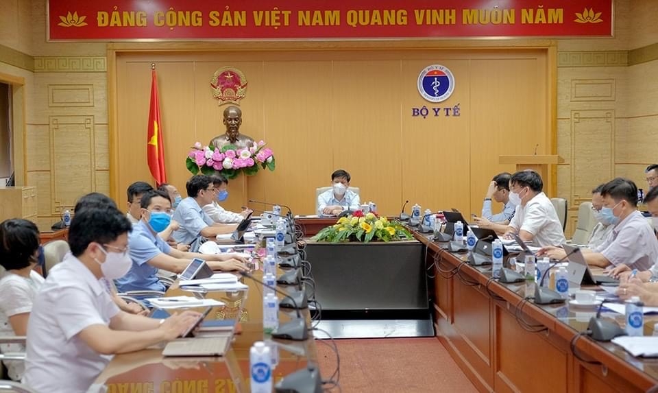 Khoảng 10.000 cán bộ, nhân viên y tế sẽ tham gia hỗ trợ chống dịch tại Thành phố Hồ Chí Minh