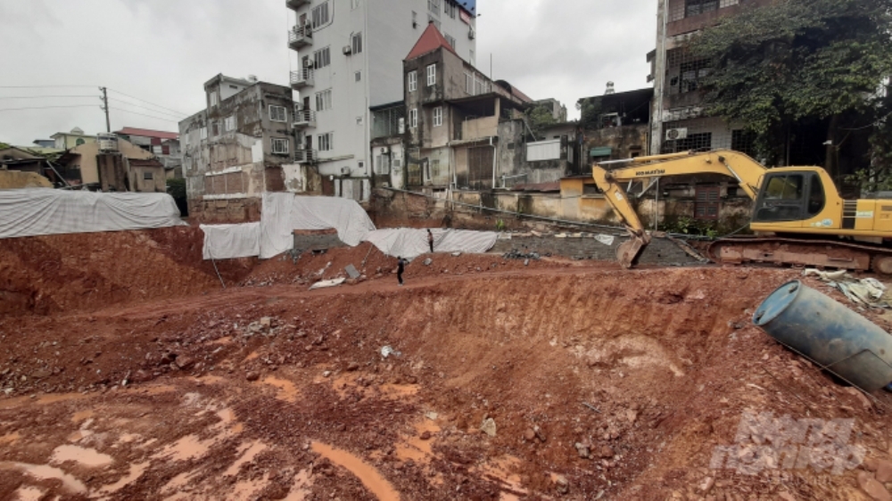 Thái Nguyên: Đào móng công trình, nhiều nhà dân nguy cơ sập đổ