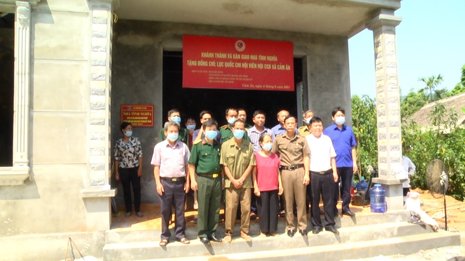 Yên Bái: Báo Xây dựng khánh thành và bàn giao nhà tình nghĩa tại xã Cảm Ân, huyện Yên Bình