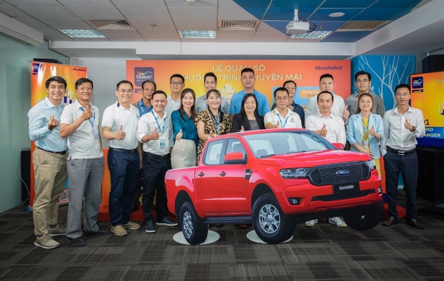 AkzoNobel Việt Nam tìm ra chủ nhân giải thưởng xe Ford Ranger trong chương trình khuyến mãi “Hè rực lửa”