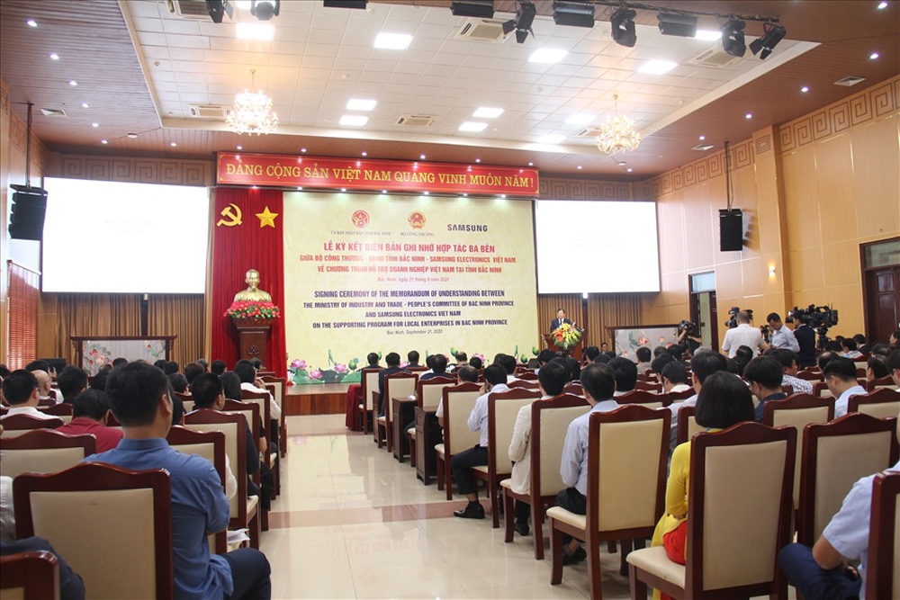 Ký kết biên bản ghi nhớ ba bên về Chương trình hỗ trợ doanh nghiệp Việt Nam tại Bắc Ninh