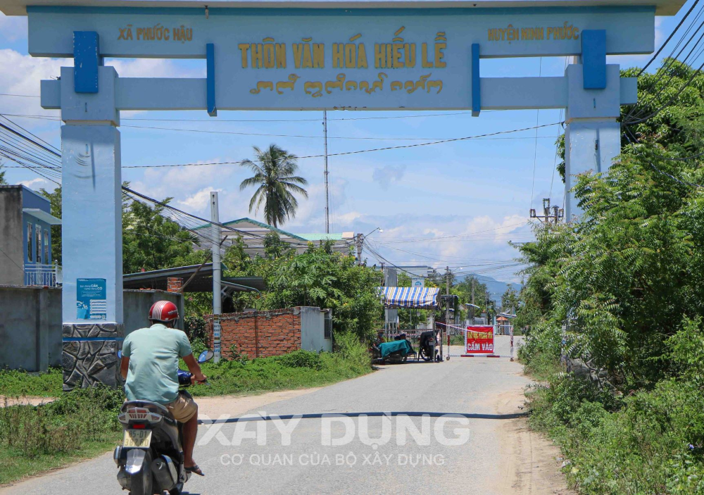 Ninh Thuận: Phong tỏa hơn 900 hộ dân thôn Hiếu Lễ để phòng, chống dịch Covid-19