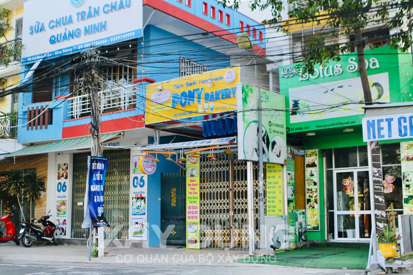 Nha Trang: Một số cửa hàng kinh doanh được hoạt động trở lại