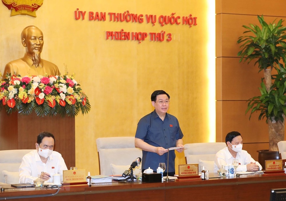 chu tich quoc hoi chu tri phien hop thu 3 uy ban thuong vu quoc hoi