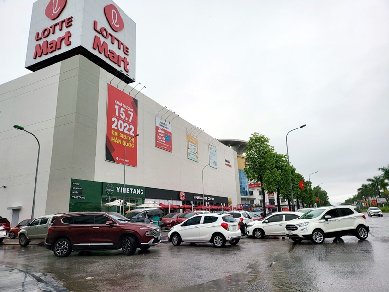 Giải pháp nào cho bài toán thiếu bãi đỗ xe tại các trung tâm thương mại,  siêu thị ở thành phố Vinh