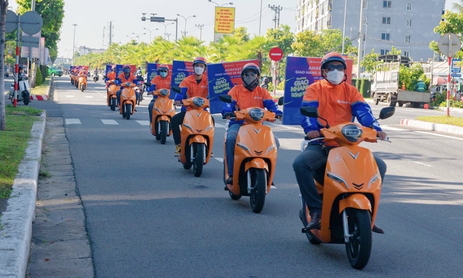 Ahamove chính thức trở thành đơn vị đầu tiên vận tải hàng hóa bằng xe điện tại Việt Nam