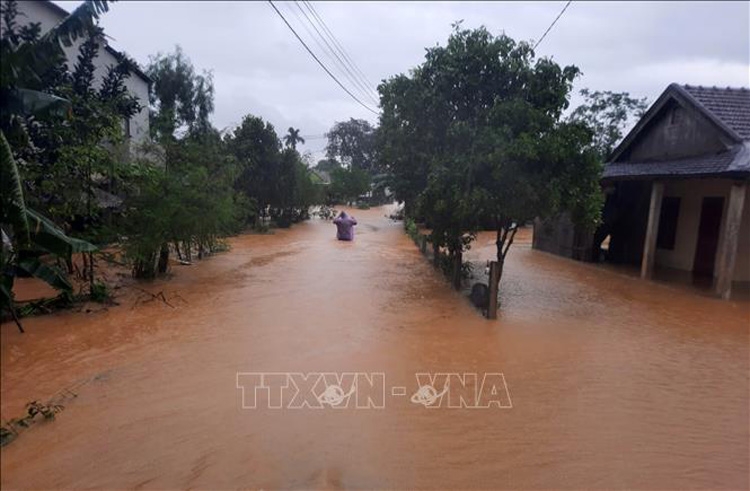Thời tiết ngày 17/10: Hà Tĩnh đến Thừa Thiên - Huế có khả năng mưa đặc biệt to