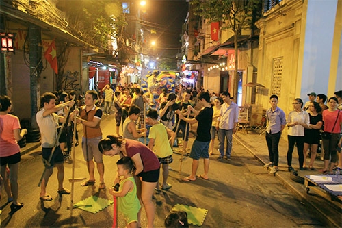 Xây dựng sân chơi, không gian công cộng trong khu phố cổ Hà Nội