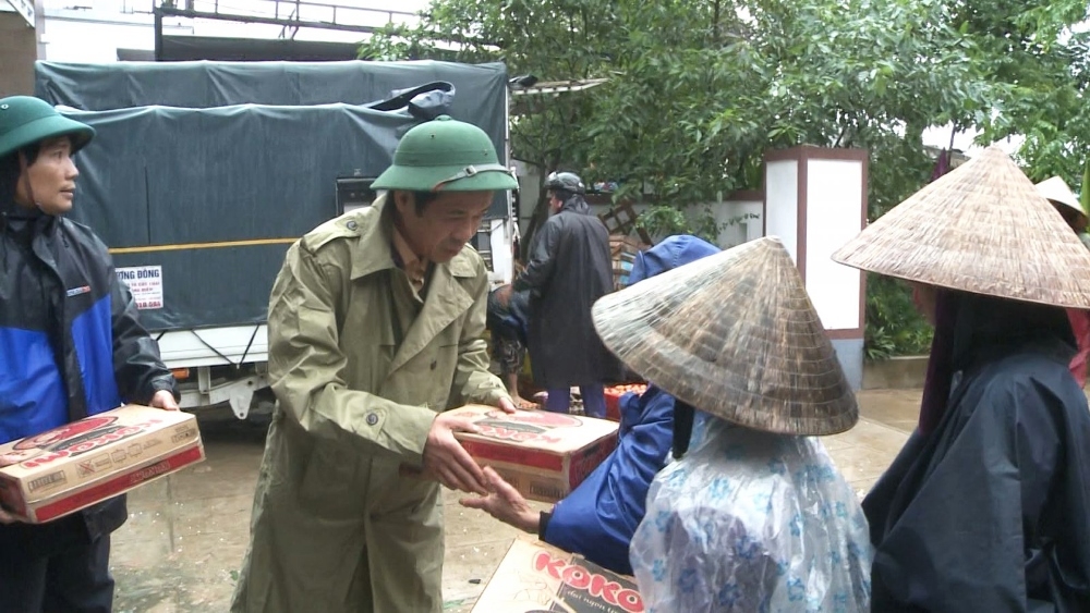 Quảng Bình: Tập trung tiếp nhận, phân bổ hàng cứu trợ đến người dân nhanh nhất