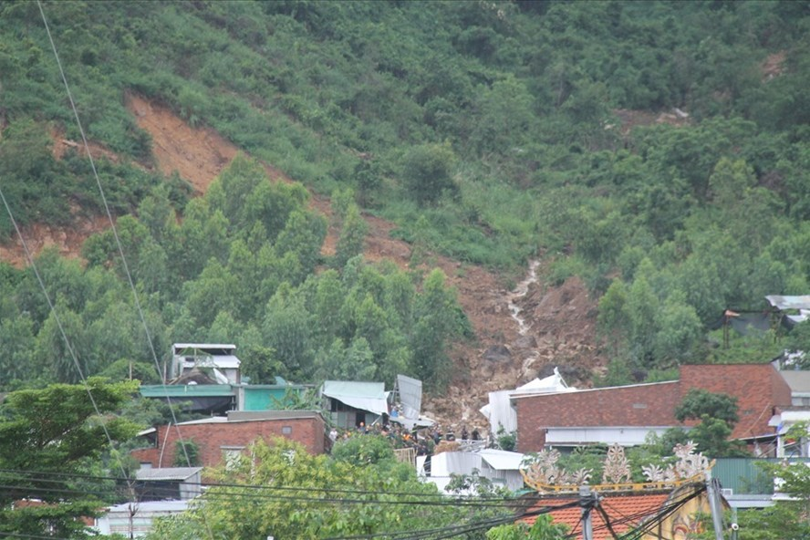Khánh Hòa: Kiểm tra các dự án đồi núi, đề phòng sạt lở trước bão số 9
