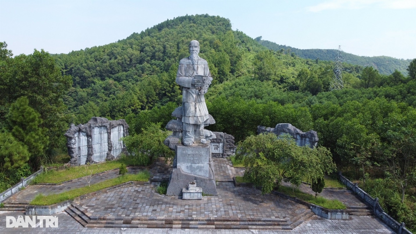 giai thoai ve noi yen nghi cua dai danh y hai thuong lan ong