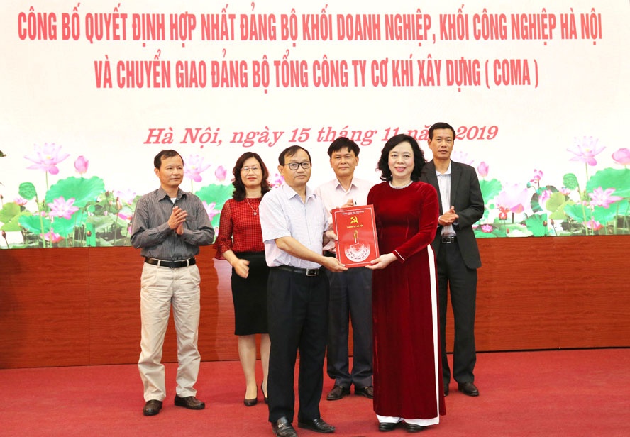 Thành ủy Hà Nội công bố các quyết định về công tác tổ chức, cán bộ