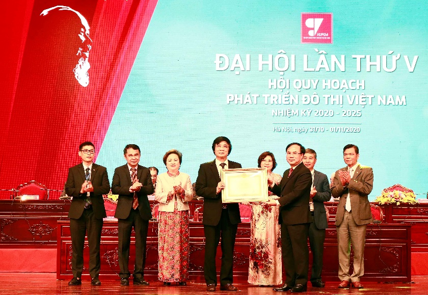 Ông Trần Ngọc Chính tái đắc cử Chủ tịch Hội Quy hoạch phát triển đô thị Việt Nam