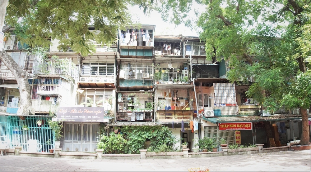 Hà Nội: Khẩn trương di dời các hộ dân ra khỏi nhà chung cư cấp độ D