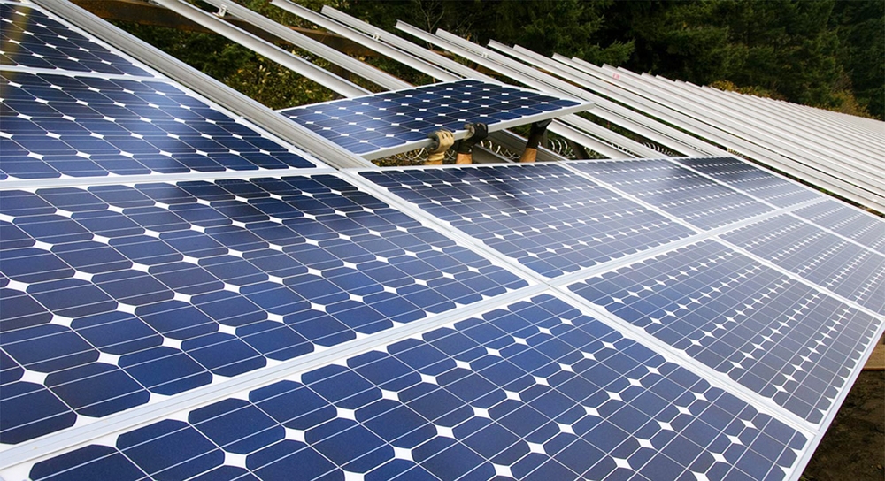 Pin mặt trời hết hạn có hại không và tái chế như thế nào?