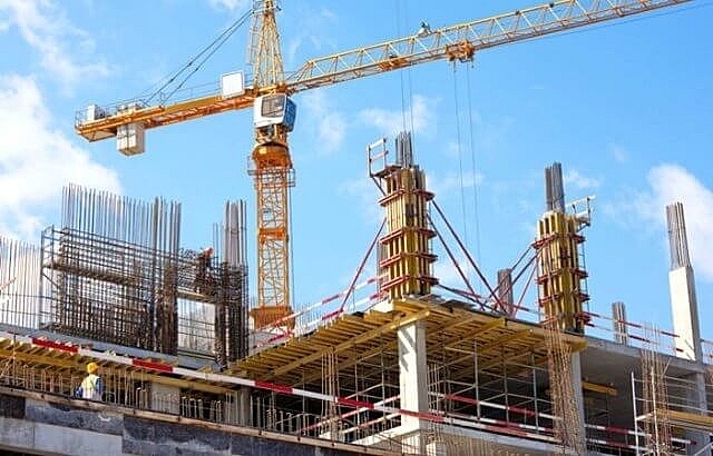 Tác động của các quy định cấp chứng chỉ hành nghề trong hoạt động xây dựng