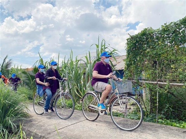 tphcm mo cua lai du lich nhung van huong toi su an toan