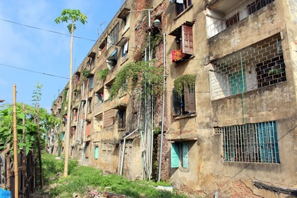 Thái Nguyên: Khu chung cư 5 tầng Dốc Hanh xuống cấp nghiêm trọng