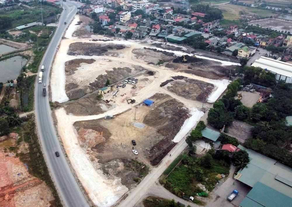 Quảng Ninh: Ban Quản lý dự án đầu tư xây dựng thị xã Đông Triều thi công không phép vào đất dành cho đường bộ