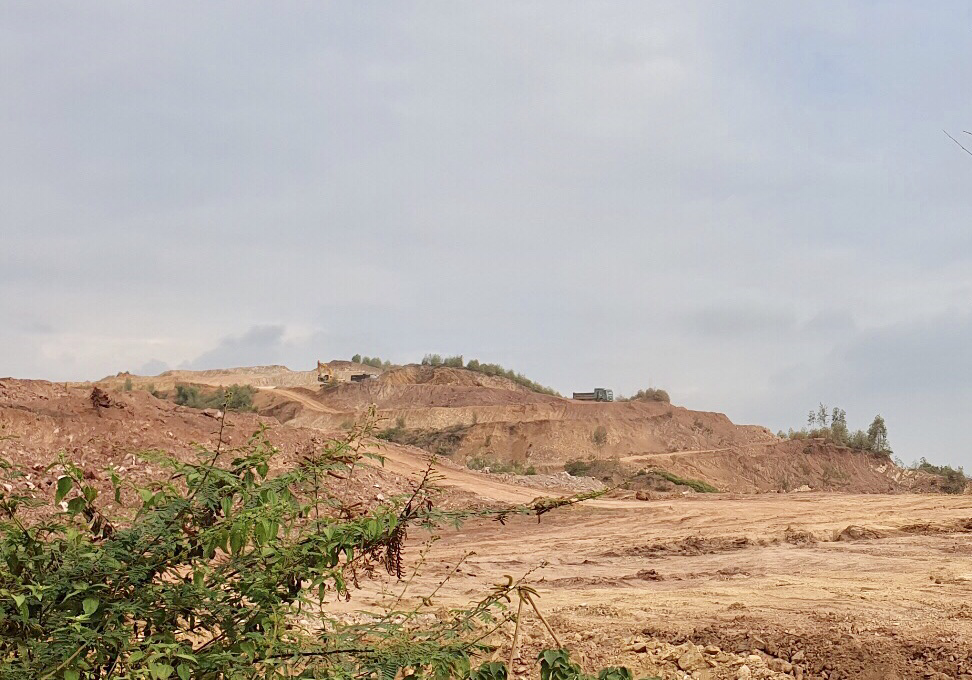 Bắc Giang: Xử phạt doanh nghiệp khai thác khoáng sản trái phép 300 triệu đồng