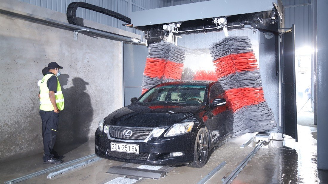 Ra mắt hệ thống rửa xe thông minh chuẩn châu Âu trong lòng Hà Nội
