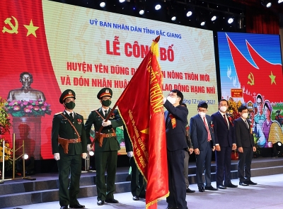 Bắc Giang: Huyện Yên Dũng đạt chuẩn nông thôn mới và đón nhận Huân chương Lao động hạng Nhì