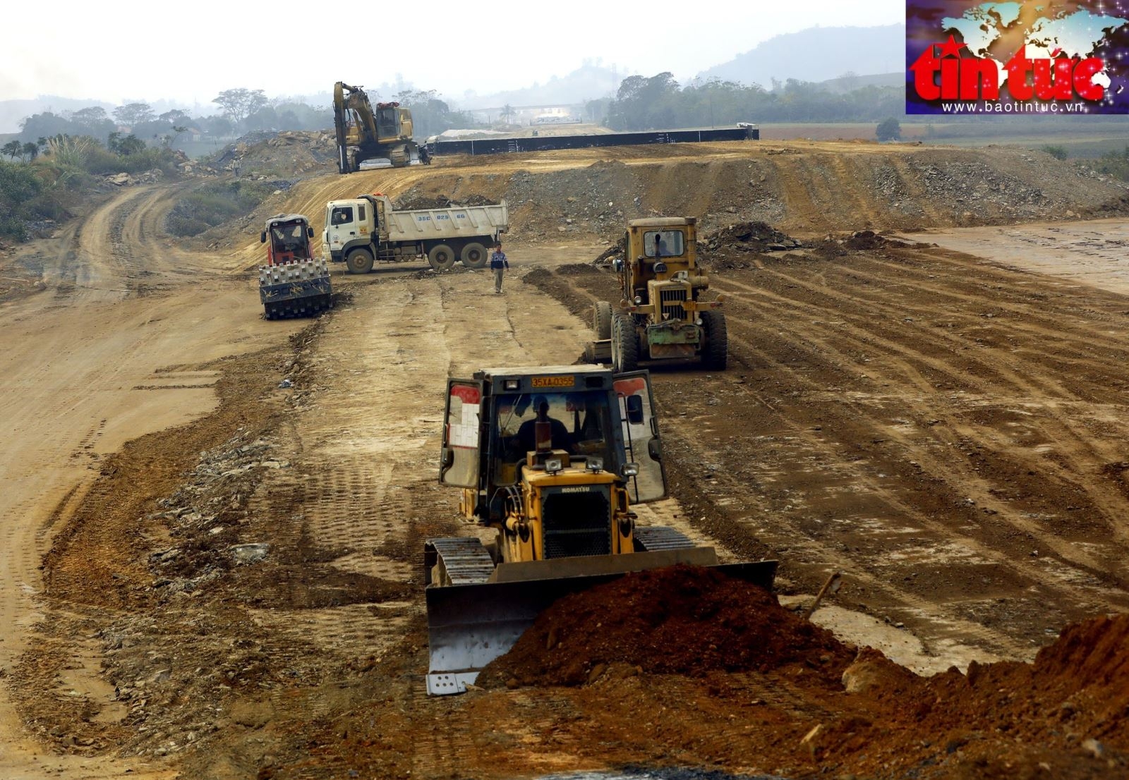 toan canh cao toc mai son quoc lo 45 tren tuyen bac nam tang toc thi cong