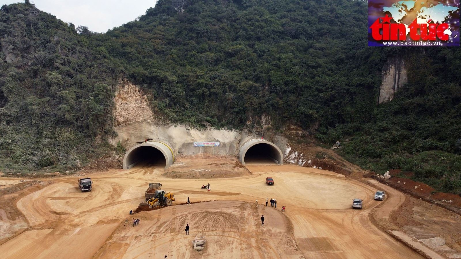 toan canh cao toc mai son quoc lo 45 tren tuyen bac nam tang toc thi cong