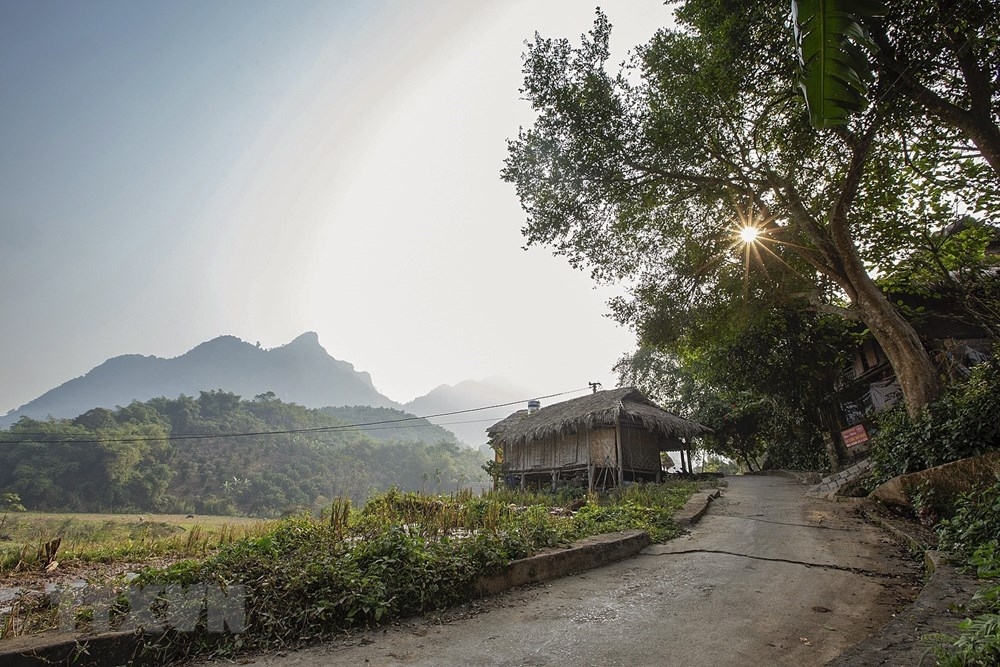 kham pha ve dep cua ban dan toc muong giang mo o hoa binh