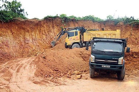 Hà Tĩnh: Tăng cường công tác quản lý Nhà nước về đất đai, khoáng sản