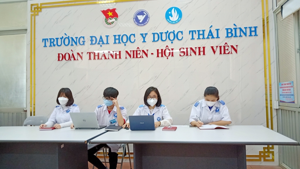 Thái Bình: Thử nghiệm Tổng đài tư vấn chăm sóc F0 tại nhà