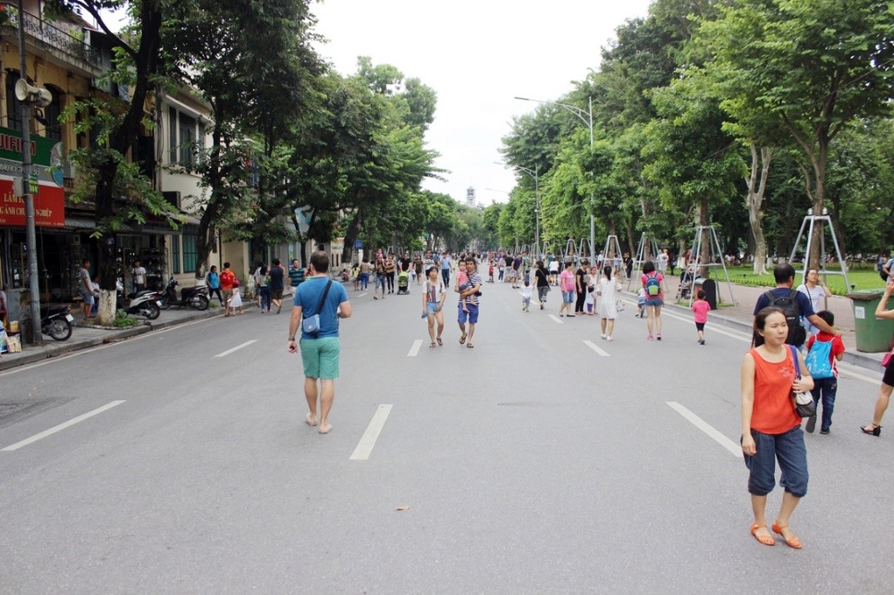 Hà Nội: Không gian phố đi bộ hồ Hoàn Kiếm mở cửa trở lại