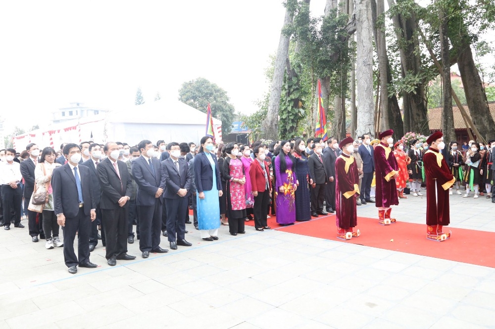 Phó Chủ tịch nước Võ Thị Ánh Xuân dự Lễ dâng hương Quốc mẫu Tây Thiên