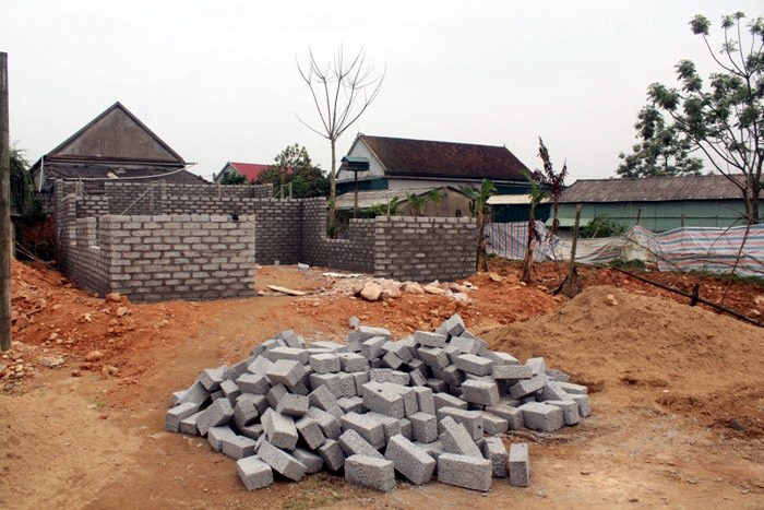 Can Lộc (Hà Tĩnh): Xây dựng công trình trái phép chờ đền bù trên phần đất đã được phóng tuyến