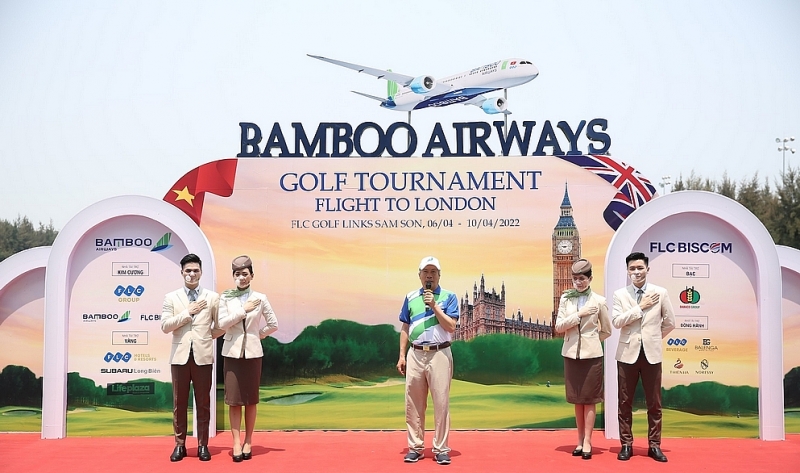 hon 1500 golfers tranh tai tai giai dau bamboo airways golf tournament 2022 flight to london