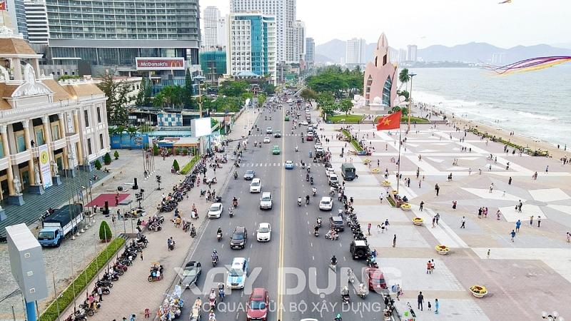 Nha Trang: Đông đúc du khách ngày lễ Giỗ tổ Hùng Vương