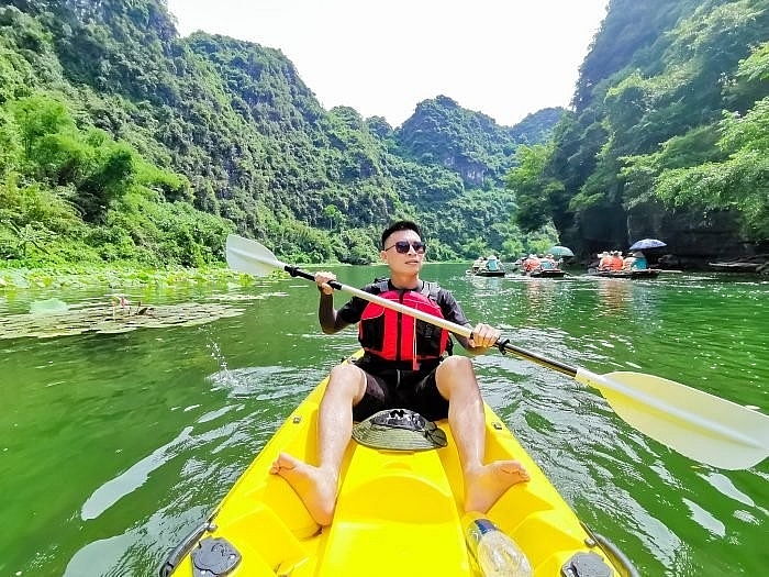 nghi le 304 chua biet di dau kham pha 4 dia diem du lich gia dinh gan ha noi