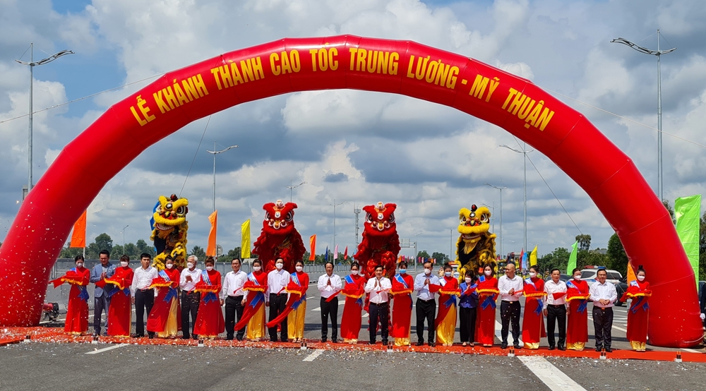 Cao tốc Trung Lương - Mỹ Thuận: Giấc mơ 10 năm đã thành hiện thực