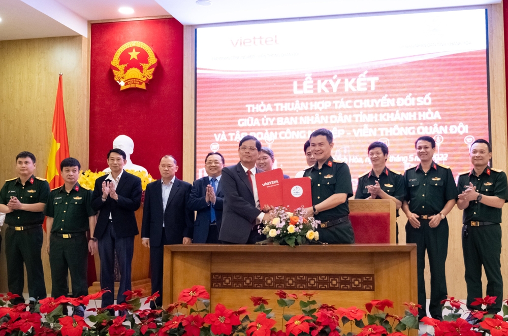 Viettel hợp tác chuyển đổi số tỉnh Khánh Hòa theo định hướng trở thành trung tâm kết nối Logistic của miền Trung – Tây Nguyên