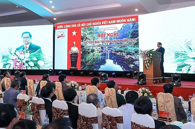 thu tuong mong cac nha dau tu den voi gia lai bang ca trai tim nghiem tuc chan thanh