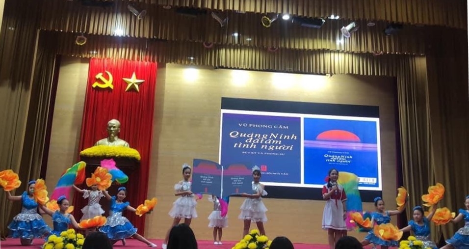 Nhà báo Vũ Phong Cầm, tác phẩm đi vào cuộc thi văn hóa đọc học đường