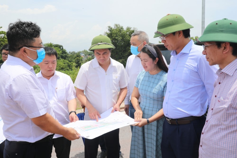 Quảng Ninh: Quy hoạch chung cư công nhân phải đồng bộ thiết chế văn hóa đô thị