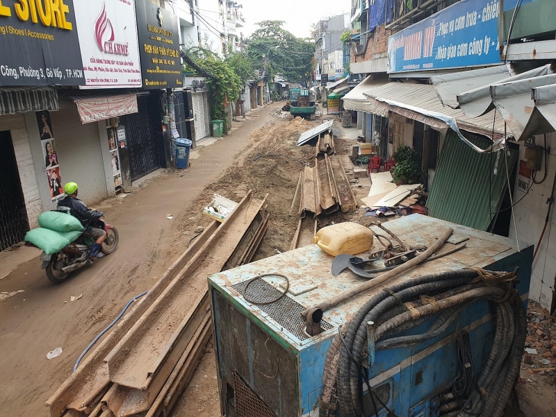 hai nam lam chua xong tram met duong dan khon don muu sinh