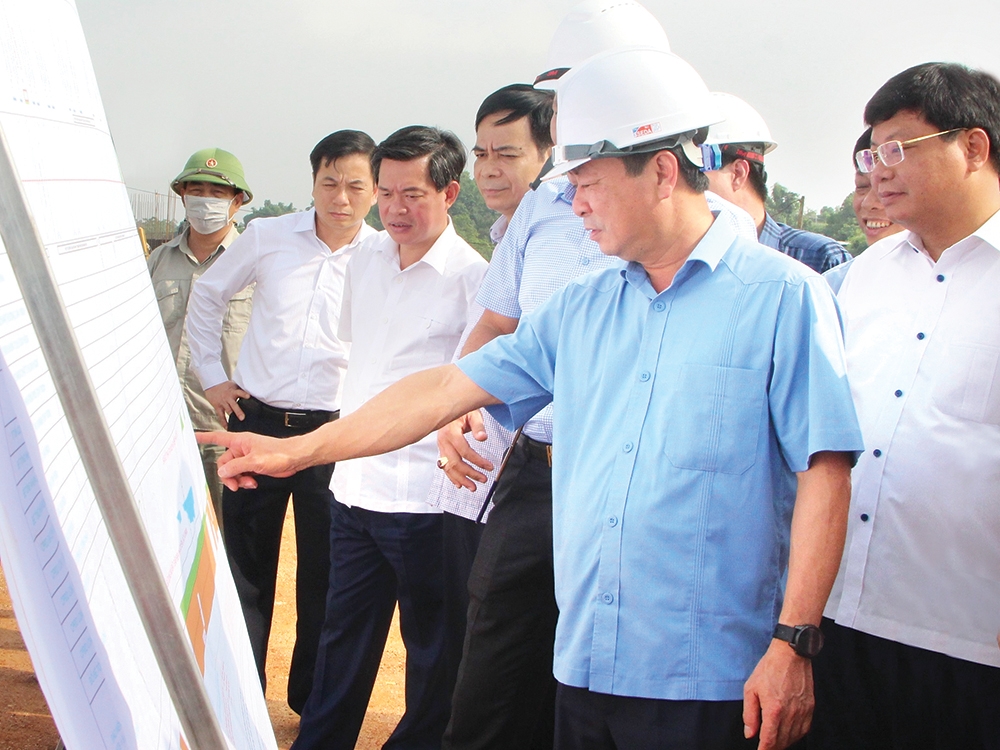 Phú Thọ: Chủ tịch UBND tỉnh kiểm tra tiến độ thực hiện dự án cao tốc kết nối tỉnh Tuyên Quang