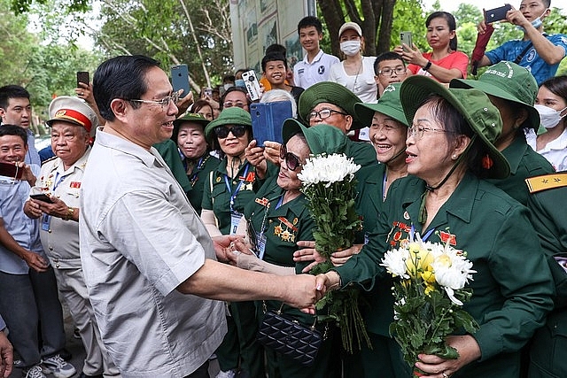 thu tuong pham minh chinh dang huong tai khu di tich nga ba dong loc