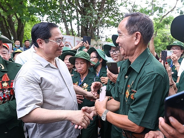 thu tuong pham minh chinh dang huong tai khu di tich nga ba dong loc