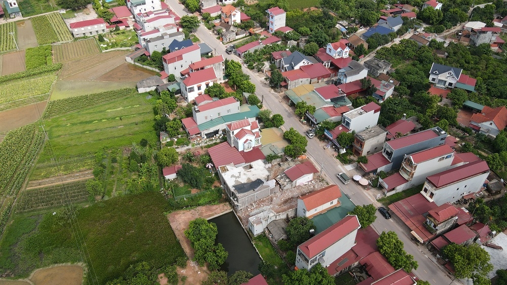 Lục Nam (Bắc Giang): Chính quyền “bất lực” với công trình xây dựng trên đất công