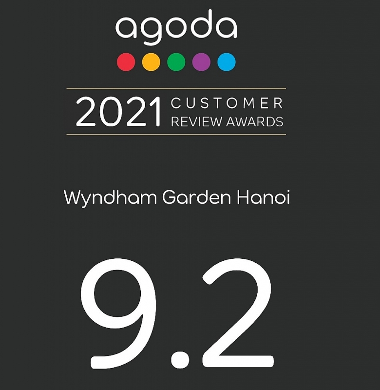 wyndham garden ha noi nhan giai thuong agodas 2021 customer review award