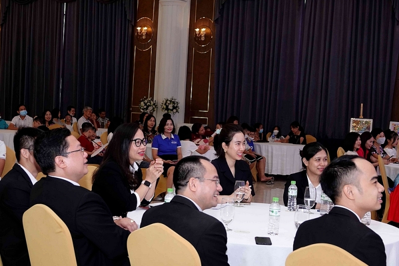 le trao giai cuoc thi du lich cung muong thanh ki nghi mo uoc