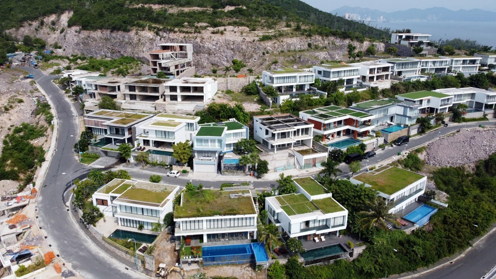 Anh Nguyễn Ocean Front Villas: Nằm ở khu có nguy cơ sạt lở, chủ đầu tư bết bát